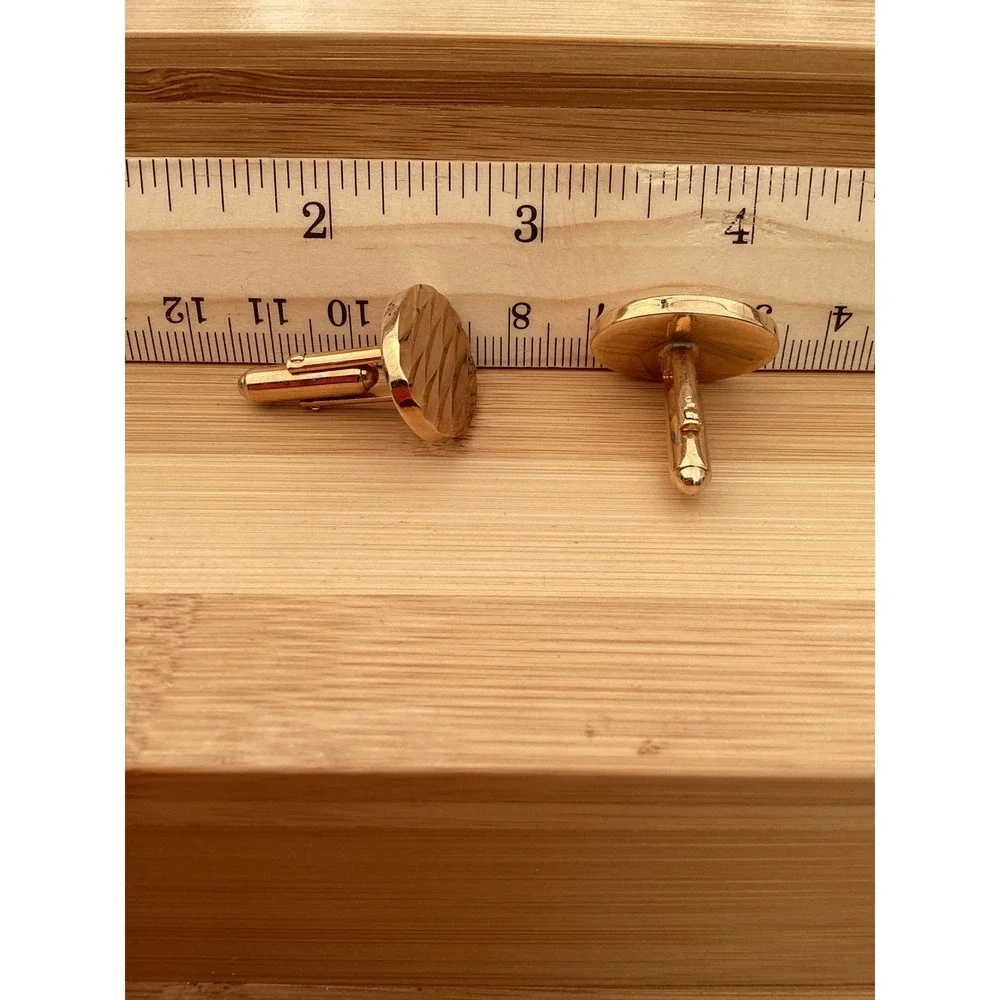 Vintage Cufflink Tie Clip Set Mens Gold Tone Textured Diamond Pattern
